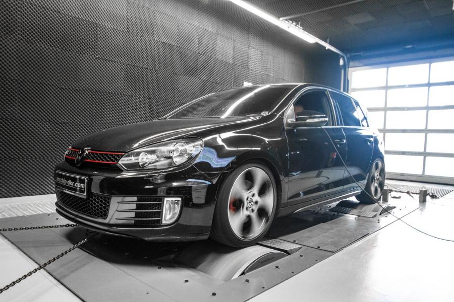 Volkswagen Golf GTI 2.0 TSI Stage 2 by Mcchip-DKR '2016